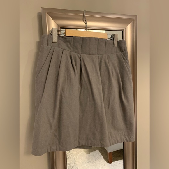 High waisted wool skirts with pockets - Picture 1 of 4